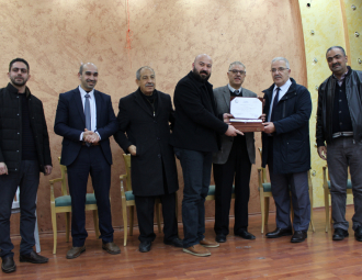 Palestine Polytechnic University (PPU) - وزير النقل والمواصلات يشارك في حفل تخريح  الدورة الخاصة بمدراء الكراجات بجامعة بوليتكنك فلسطين