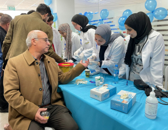 Palestine Polytechnic University (PPU) - كلية الطب وعلوم الصحة بجامعة بوليتكنك فلسطين تنظم فعّاليات "نوفمبر الأزرق" اليوم التوعوي الصحي لمرض السكري وسرطان القولون