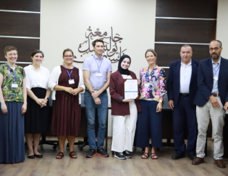 Palestine Polytechnic University (PPU) - المركز الفلسطيني الكوري في جامعة بوليتكنك فلسطين يختتم مدرسة صيفية في علوم الجينومكس الطبية