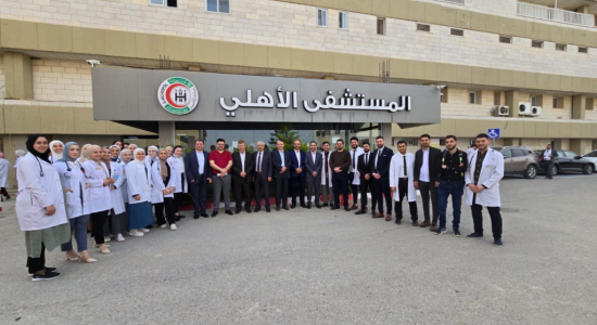 Palestine Polytechnic University (PPU) - رئيس جامعة بوليتكنك فلسطين يتفقد سير الامتحان العملي لطلبة الطب البشري في مساق طب الأطفال والخداج