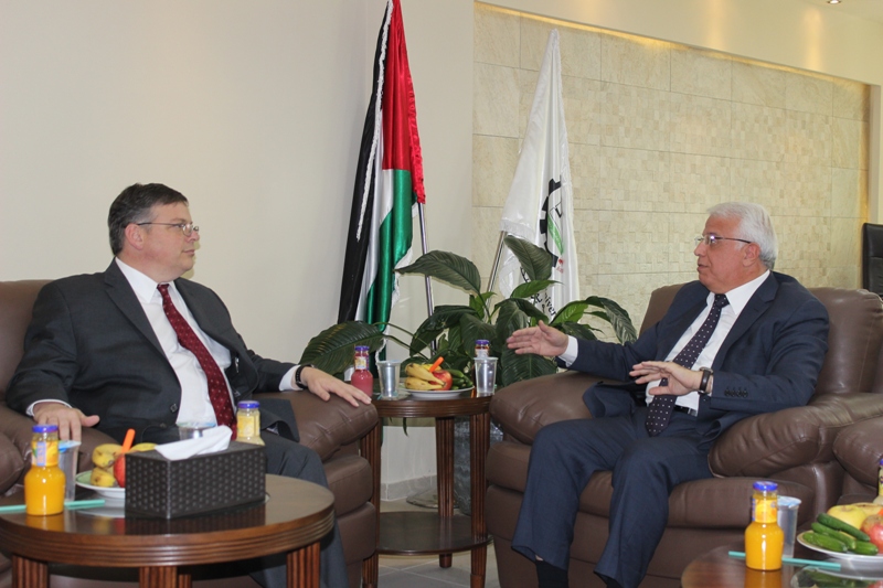 Palestine Polytechnic University (PPU) - جامعة بوليتكنك فلسطين تستقبل القنصل الأمريكي العام في القدس وتبحث معه سبل التعاون المشترك