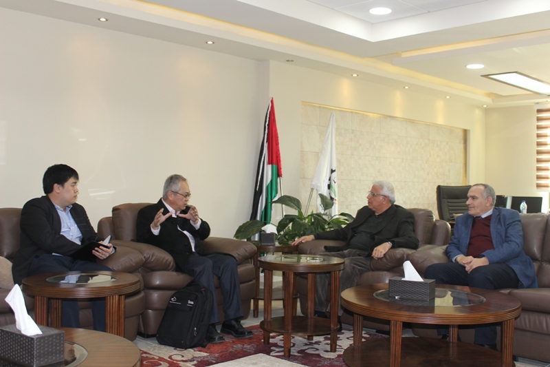 Palestine Polytechnic University (PPU) - Palestine Polytechnic University receives a delegation specializing in technical and vocational education from the Ministry of Education and Higher Education and the Republic of Singapore