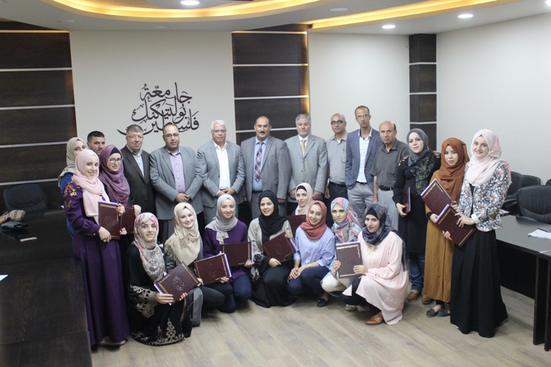 Palestine Polytechnic University (PPU) - جامعتا بوليتكنك فلسطين والعربية الأمريكية تكرمان الطلبة والمشرفين الفائزين بجائزة المهندس زهير حجاوي للبحث العلمي لعام 2017