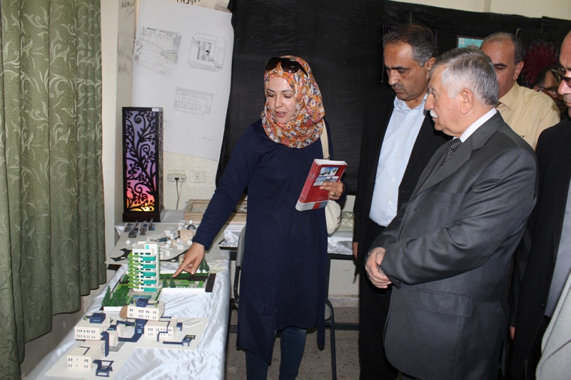 Palestine Polytechnic University (PPU) - جامعة بوليتكنك فلسطين تشارك في معرض مدرسة حكمت الثانوية للبنين للعلوم والتكنولوجيا والفنون