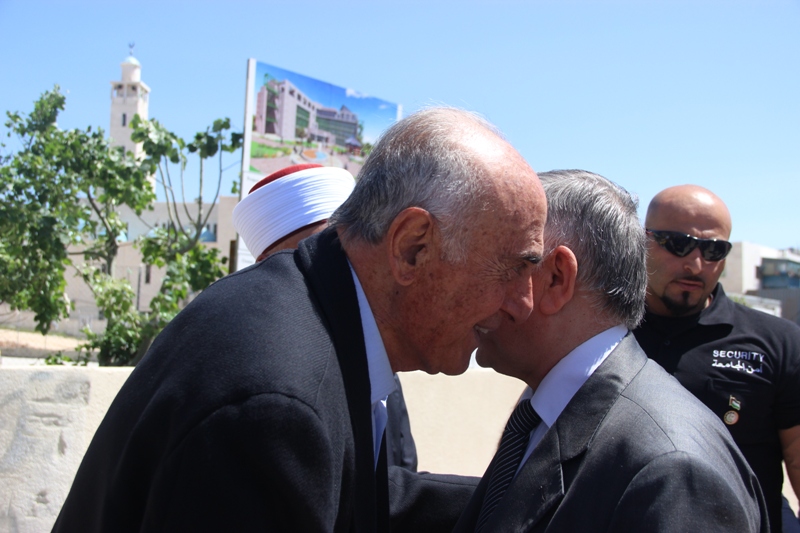 Palestine Polytechnic University (PPU) -  تحت شعار "بدناش انقسام " جامعة بوليتكنك فلسطين تنظم وقفة جماهيرية  تطالب بإنهاء الانقسام 