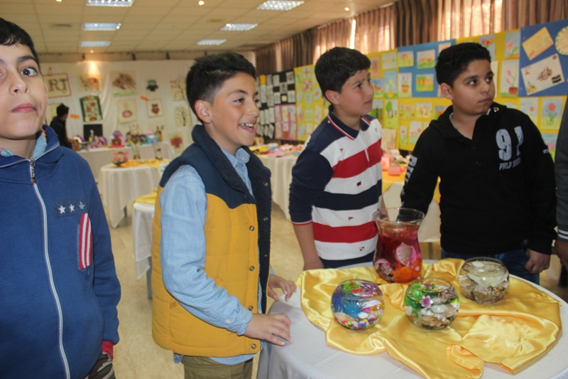Palestine Polytechnic University (PPU) - تحت رعاية رئيس وأعضاء مجلس رابطة الجامعيين مدرسة رابطة الجامعيين النموذجية  تختتم فعاليات معرض " شموع  رابطتي لا تنطفىء" 
