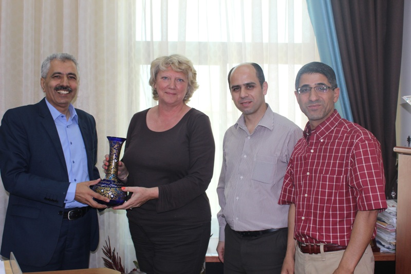 Palestine Polytechnic University (PPU) - جامعة بوليتكنك فلسطين تبحث آفاق التعاون المشترك مع القنصلية الفرنسية العامة في القدس