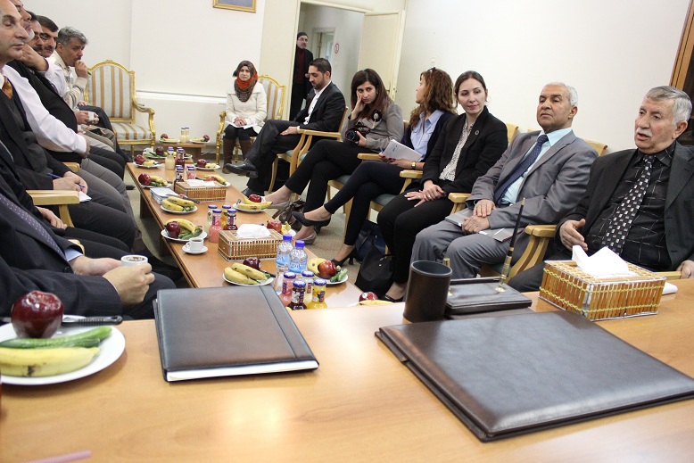Palestine Polytechnic University (PPU) - محافظ سلطة النقد يزور رابطة الجامعيين في محافظة الخليل