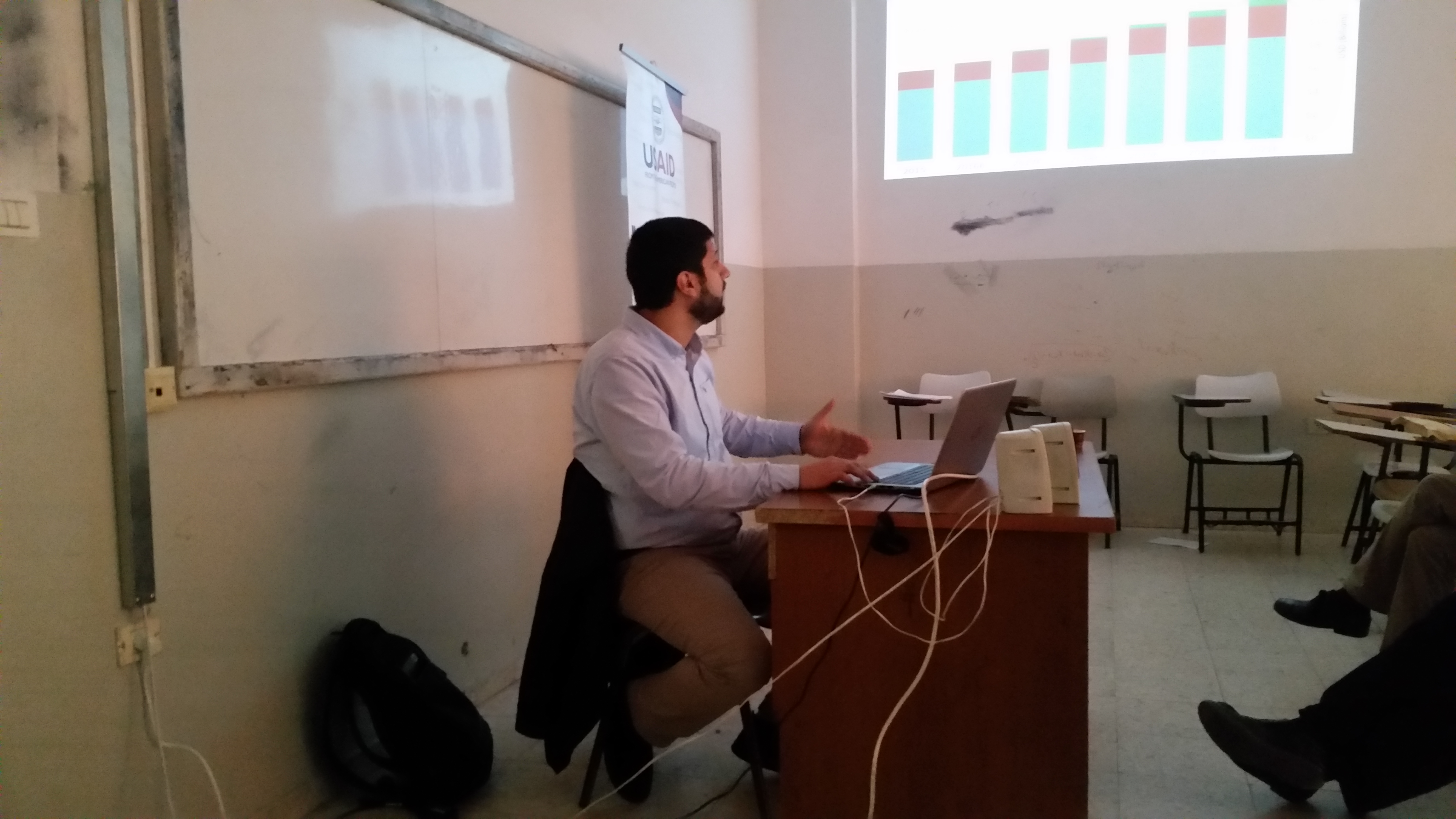 Palestine Polytechnic University (PPU) - كلية الهندسة تنظم محاضرة علمية بعنوان استخدام الطائرات بدون طيّار في البناء
