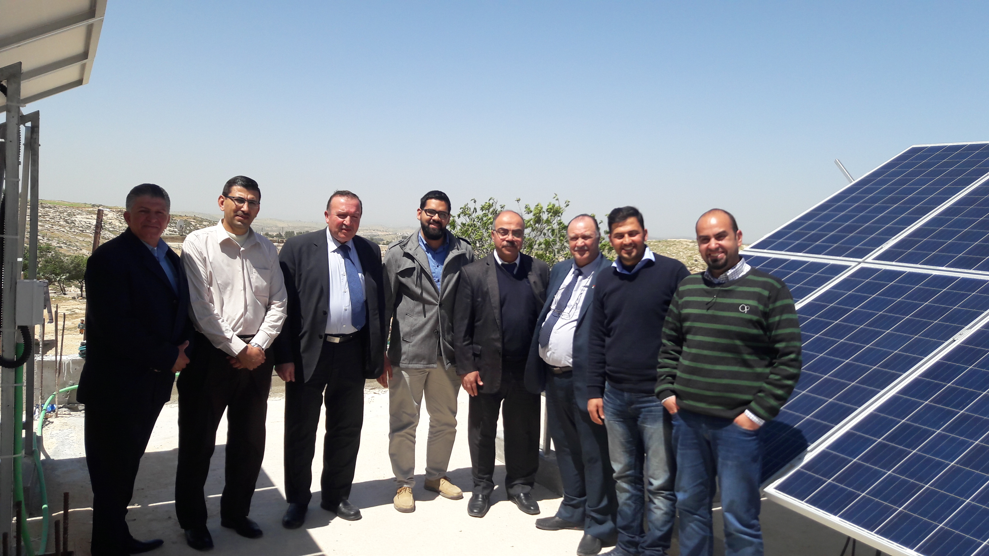 Palestine Polytechnic University (PPU) - خدمة للمجتمع والقرى المُهمّشة - د. ماهر مغالسة يحصل على تمويل لتزويد قرية فلسطينية بالطاقة الشمسية
