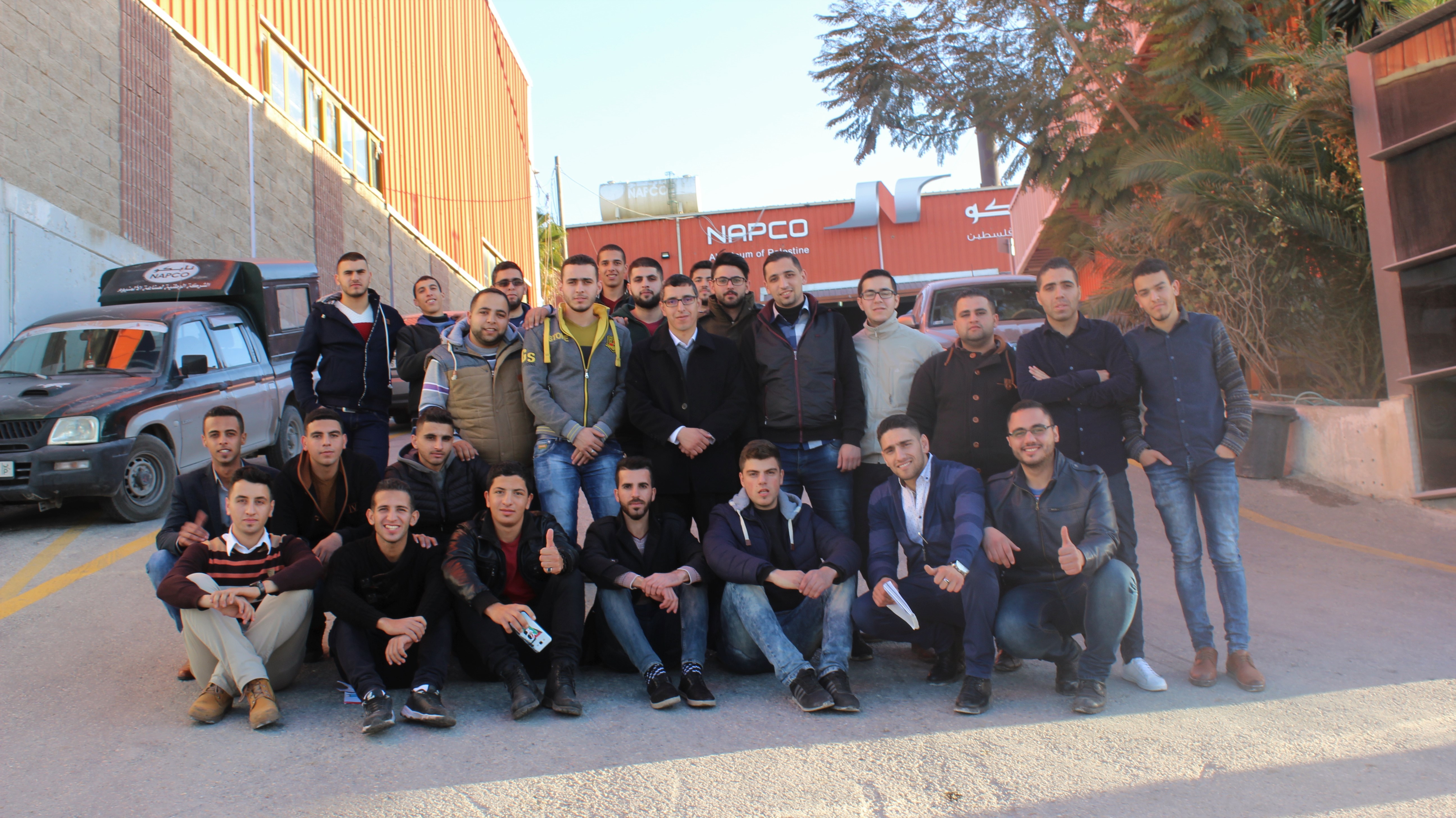 Palestine Polytechnic University (PPU) - وفد من مدرسي وطلبة دائرة الهندسة الميكانيكية يقومون بزيارة علمية إلى مصانع محافظة نابلس