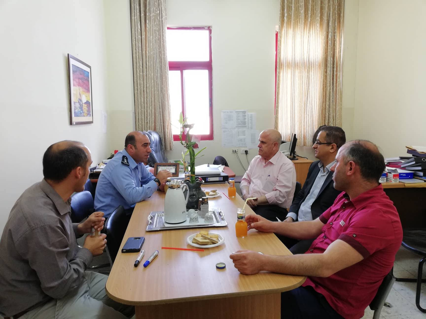 Palestine Polytechnic University (PPU) - دائرة الهندسة المدنية والمعمارية تستقبل رئيس قسم الحوادث في شرطة الخليل ورئيس قسم إدارة السير في بلدية الخليل
