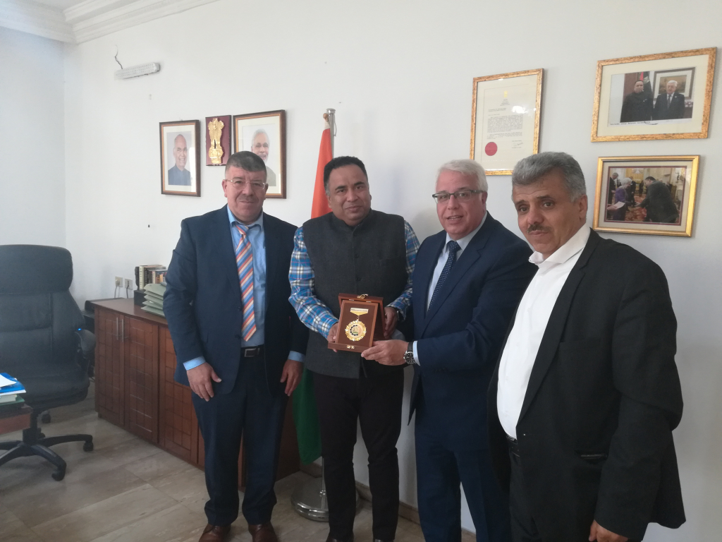 Palestine Polytechnic University (PPU) - وفد من جامعة بوليتكنك فلسطين يزور مقر الممثلية الهندية في مدينة رام الله