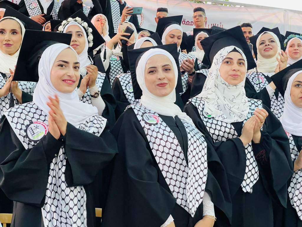 Palestine Polytechnic University (PPU) - جامعة بوليتكنك فلسطين تحتفل بتخريج الفوجين التاسع والثلاثين والأربعين لطلبة الدبلوم