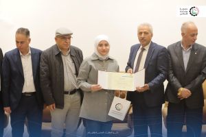 الطلبة المتفوقين على الفصل الدراسي الأول 2024/2025