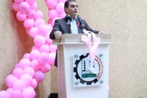 جامعة بوليتكنك فلسطين وجمعية مرضى السرطان الخيرية بالخليل تطلقان حملة أكتوبر الوردي للتوعية بسرطان الثدي