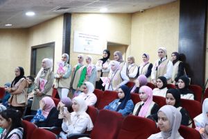جامعة بوليتكنك فلسطين وجمعية مرضى السرطان الخيرية بالخليل تطلقان حملة أكتوبر الوردي للتوعية بسرطان الثدي