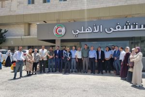 توقيع اتفاقيات وجولات ميدانية للمستشفيات