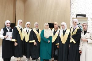 فعالية تخريج طلبة الدفعة الاولى من تخصص الطب البشري واداء اليمين