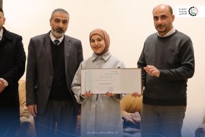 كلية التمريض تهنئ الطلبة الأوائل للفصل الدراسي الأول 2024/2025 .