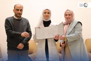 كلية التمريض تهنئ الطلبة الأوائل للفصل الدراسي الأول 2024/2025 .