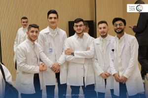كلية التمريض تهنئ الطلبة الأوائل للفصل الدراسي الأول 2024/2025 .