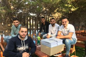 Palestine Polytechnic University (PPU) - دائرة الهندسة الكهربائية ومجلس اتحاد الطلبة في جامعة بوليتكنك فلسطين يقيمان حفلاً لاستقبال طلبة دائرة الهندسة الكهربائية الجدد في منتزه نوبا السياحي