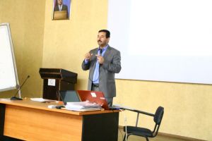 Palestine Polytechnic University (PPU) - وحدة أبحاث الطاقة البديلة والبيئة في جامعة بوليتكنك فلسطين تعقد محاضرة علمية بعنوان  (أهمية ومتطلبات المواصفة الخاصة بنظام ادارة البيئة)
