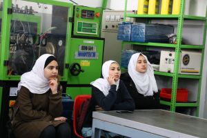 Palestine Polytechnic University (PPU) - جامعة بوليتكنك فلسطين تستقبل مدرسة ياسر عمروالثانوية للبنات