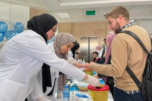 Palestine Polytechnic University (PPU) - كلية الطب وعلوم الصحة بجامعة بوليتكنك فلسطين تنظم فعّاليات "نوفمبر الأزرق" اليوم التوعوي الصحي لمرض السكري وسرطان القولون