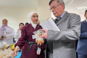 Palestine Polytechnic University (PPU) - كلية الطب وعلوم الصحة بجامعة بوليتكنك فلسطين تنظم فعّاليات "نوفمبر الأزرق" اليوم التوعوي الصحي لمرض السكري وسرطان القولون