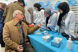 Palestine Polytechnic University (PPU) - كلية الطب وعلوم الصحة بجامعة بوليتكنك فلسطين تنظم فعّاليات "نوفمبر الأزرق" اليوم التوعوي الصحي لمرض السكري وسرطان القولون