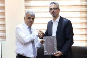 Palestine Polytechnic University (PPU) - جَامِعَة بُولِيتْكِنْكْ فِلَسْطِينُ وَنِقَابَةُ اَلْمُهَنْدِسِينَ يُوَقِّعَانِ اِتِّفَاقِيَّةُ تَعَاوُنِ رِعَايَةِ وَاسْتِضَافَةِ اَلْمُؤْتَمَرِ اَلدَّوْلِيِّ اَلرَّابِعِ لِلْعَمَلِ اَلْهَنْدَسِيِّ اَلِاسْتِشَارِيِّ فِي فِلَسْطِينَ