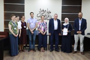 Palestine Polytechnic University (PPU) - المركز الفلسطيني الكوري في جامعة بوليتكنك فلسطين يختتم مدرسة صيفية في علوم الجينومكس الطبية