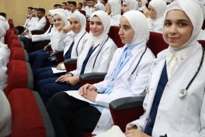 Palestine Polytechnic University (PPU) - جامعة بوليتكنك فلسطين تحتفل بأداء القسم التمريضي لطلبة كلية التمريض
