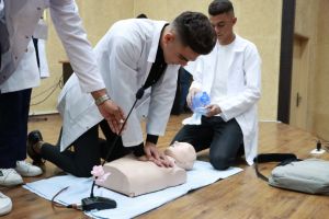 Palestine Polytechnic University (PPU) - جامعة بوليتكنك فلسطين تحتفل بأداء القسم التمريضي لطلبة كلية التمريض