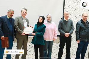 Palestine Polytechnic University (PPU) - عمادة شؤون الطلبة تنظم حفل لتكريم الطلبة المتفوقين لطلبة كلية المهن التطبيقة