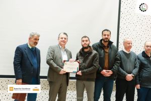 Palestine Polytechnic University (PPU) - عمادة شؤون الطلبة تنظم حفل لتكريم الطلبة المتفوقين لطلبة كلية المهن التطبيقة