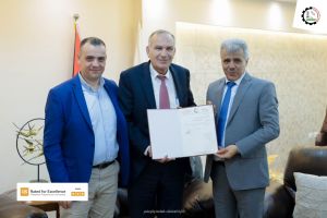 Palestine Polytechnic University (PPU) -  جامعة بوليتكنك فلسطين ووزارة الاتصالات وتكنولوجيا المعلومات تكرم طلبتها المبدعين