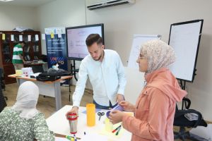 Palestine Polytechnic University (PPU) - جامعة بوليتكنك فلسطين تباشر تدريبات التفكير التصميمي ضمن برنامج الجامعات تقود الإبتكار والريادة UNI-Led