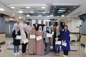 Palestine Polytechnic University (PPU) - كلية الدراسات الثنائية في جامعة لوليتكنك فلسطين تنهي دورة تدريب مدربين في المهارات الحياتية