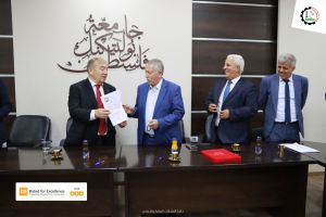 Palestine Polytechnic University (PPU) - جامعة بوليتكنك فلسطين ومؤسسة المواصفات والمقاييس تفتتحان مركز التحاليل الكيميائية والبيولوجية