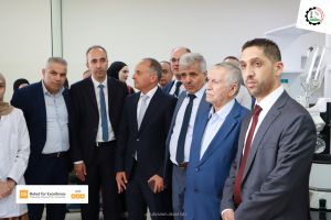 Palestine Polytechnic University (PPU) - جامعة بوليتكنك فلسطين ومؤسسة المواصفات والمقاييس تفتتحان مركز التحاليل الكيميائية والبيولوجية