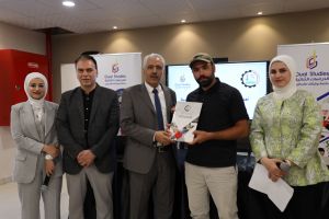 Palestine Polytechnic University (PPU) - كلية الدراسات الثنائية- جامعة بوليتكنك فلسطين ومجموعة من مؤسسات وشركات القطاع الخاص تعقد ورشة عمل وحفل توقيع مذكرات تفاهم في الجامعة