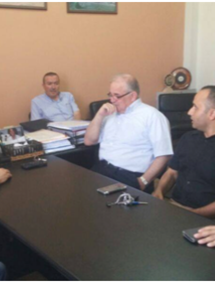 Palestine Polytechnic University (PPU) - مدير عام شركة اكسيس لأجهزة المساحة يزور جامعة بوليتكنك فلسطين ويقدم منح مالية للطلبة وأجهزه للمختبرات
