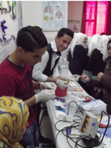 Palestine Polytechnic University (PPU) - مدرسة ذكور شهداء الفوار الثانوية تقيم معرض علمي بالشراكة مع جامعة بوليتكنك فلسطين