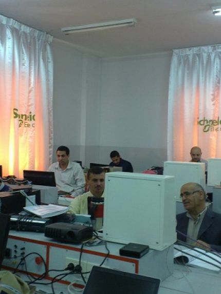Palestine Polytechnic University (PPU) - كلية الهندسة في جامعة بوليتكنك فلسطين تتسلم المرحلة الثانية من مختبرات السكادا المتقدمة