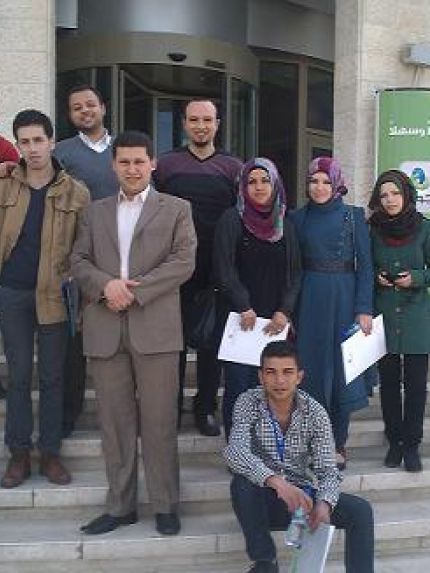 رياديو جامعة بوليتكنك فلسطين يشاركون في ورشة عمل بعنوان كيف تبدأ مشروعك