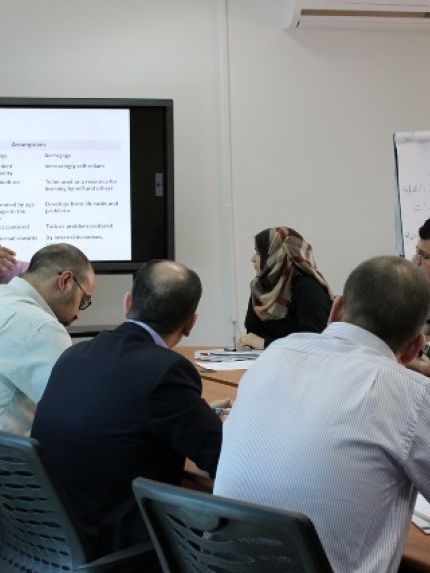 Palestine Polytechnic University (PPU) - اختتام الدورات التعويضية للمرحلة الاولى من التدريب في مركز التميز في التعليم والتعلم