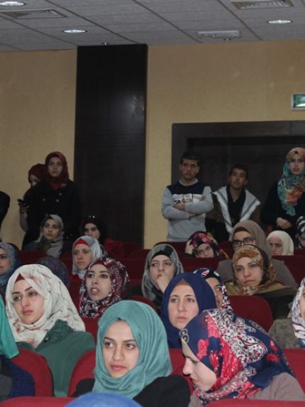 Palestine Polytechnic University (PPU) - جامعة بوليتكنك فلسطين تعقد يوماً توعوياً حول مرض السرطان